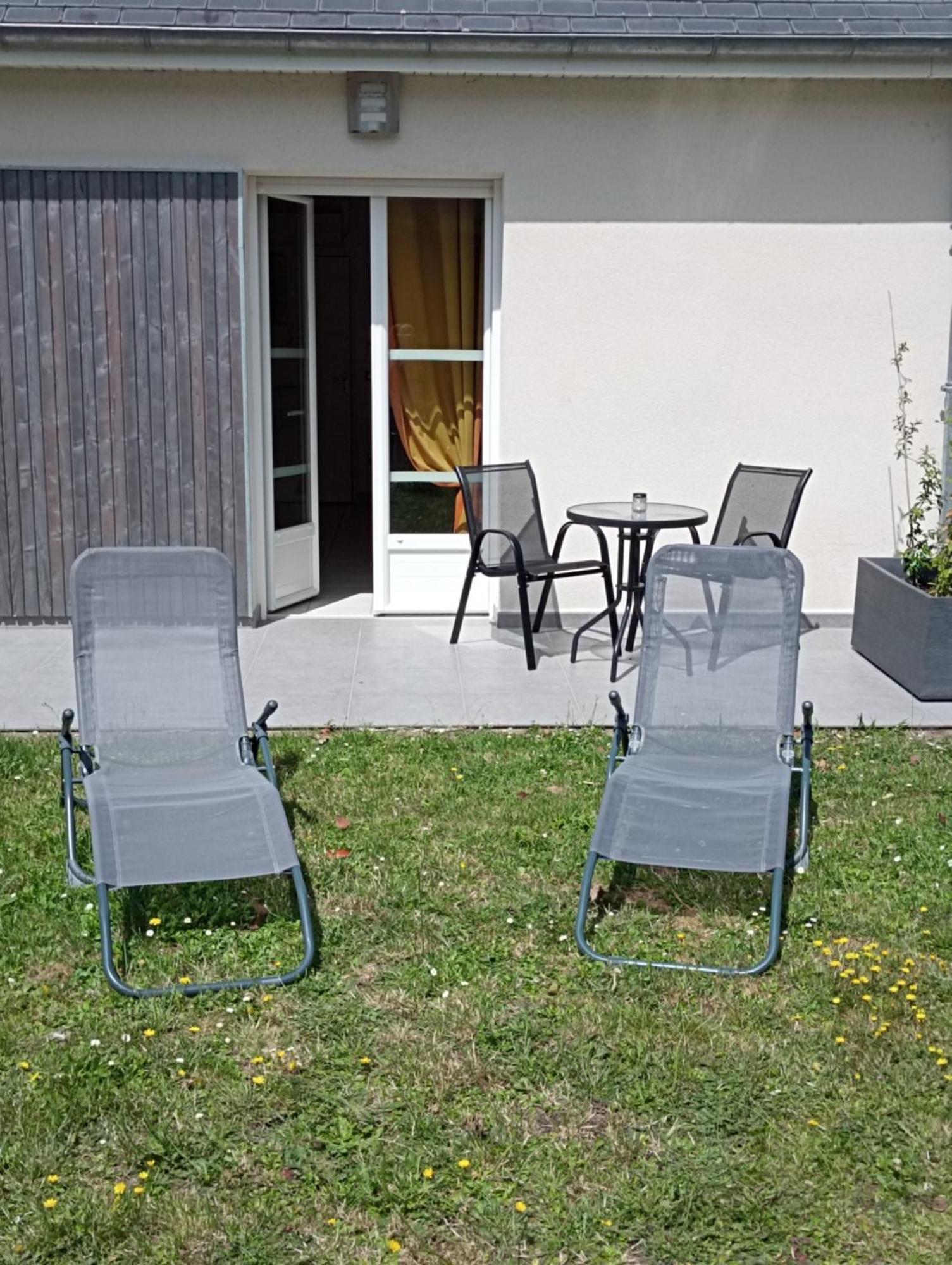 Chambres Et Tables D'Hotes " O Doux Matins " Aux Portes De Chinon Rivière Esterno foto